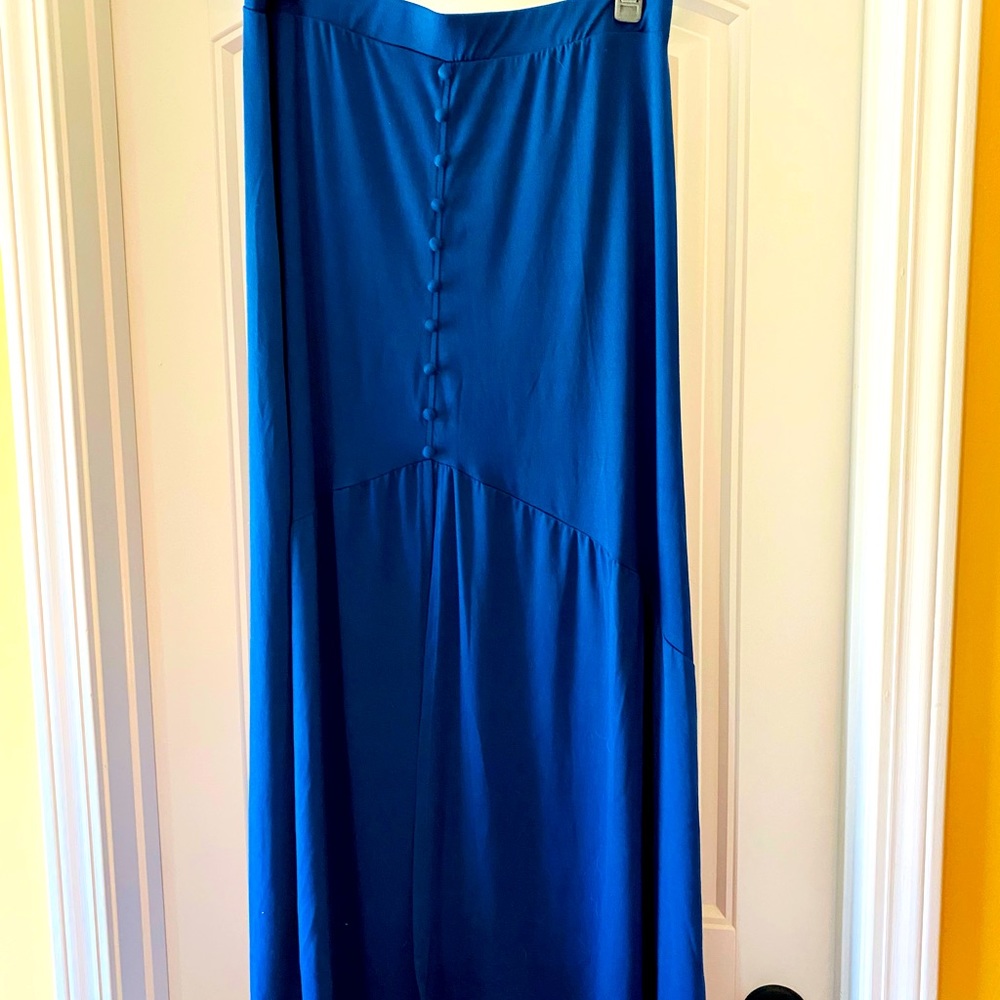 Retro skirt with a from slit